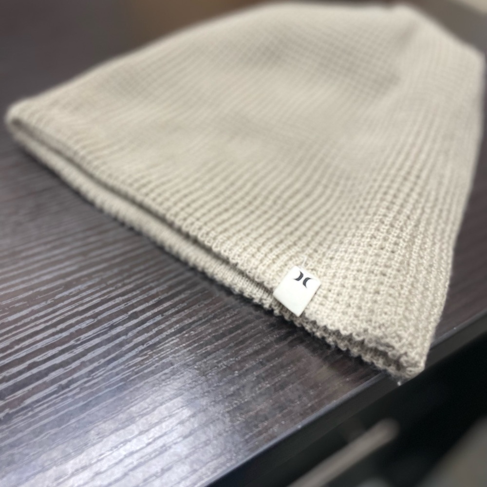 Tan color Hurley Men's Winter Hat - Smith Beanie b> looks great